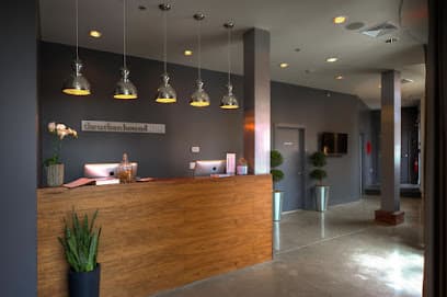 The Urban Hound Dog Grooming, Hotel & Daycare
